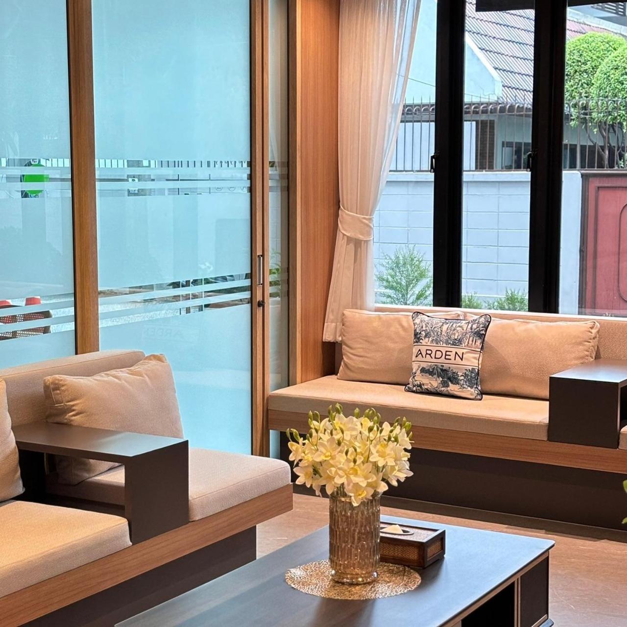 Patra Phrasing Boutique Hotel Chiang Mai Exterior photo